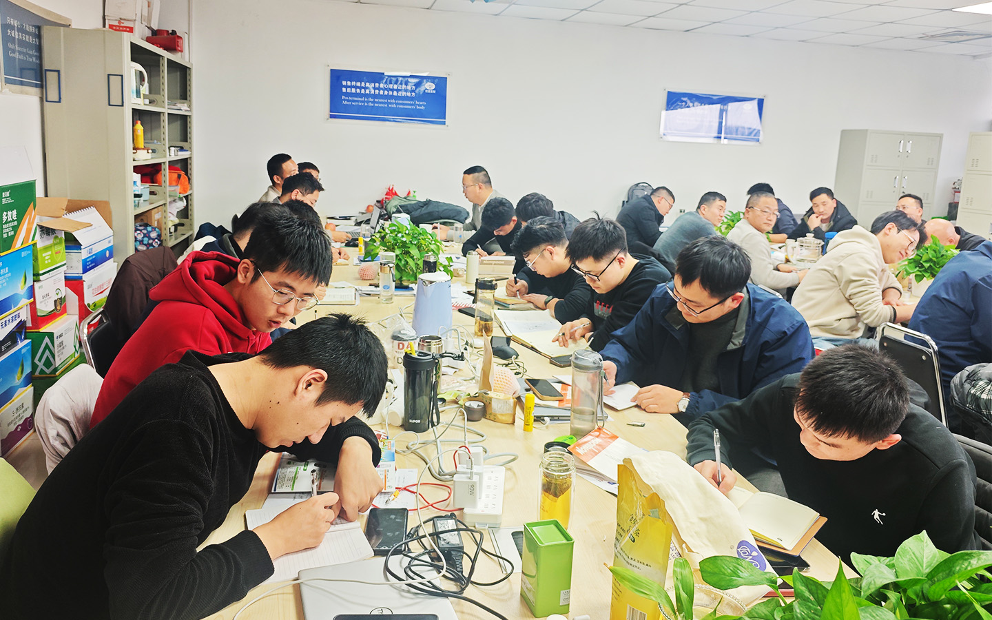 当业界进入“休眠期”,农达生化进入“狂飙”模式!(图1) 当业界进入“休眠期”,农达生化进入“狂飙”模式!(图1)